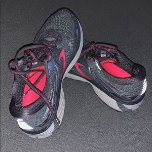 Brooks Adrenaline GTS 18 performance